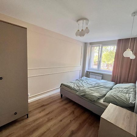 Prestige Apartment Bohaterow Warszawy 凯尔采 外观 照片