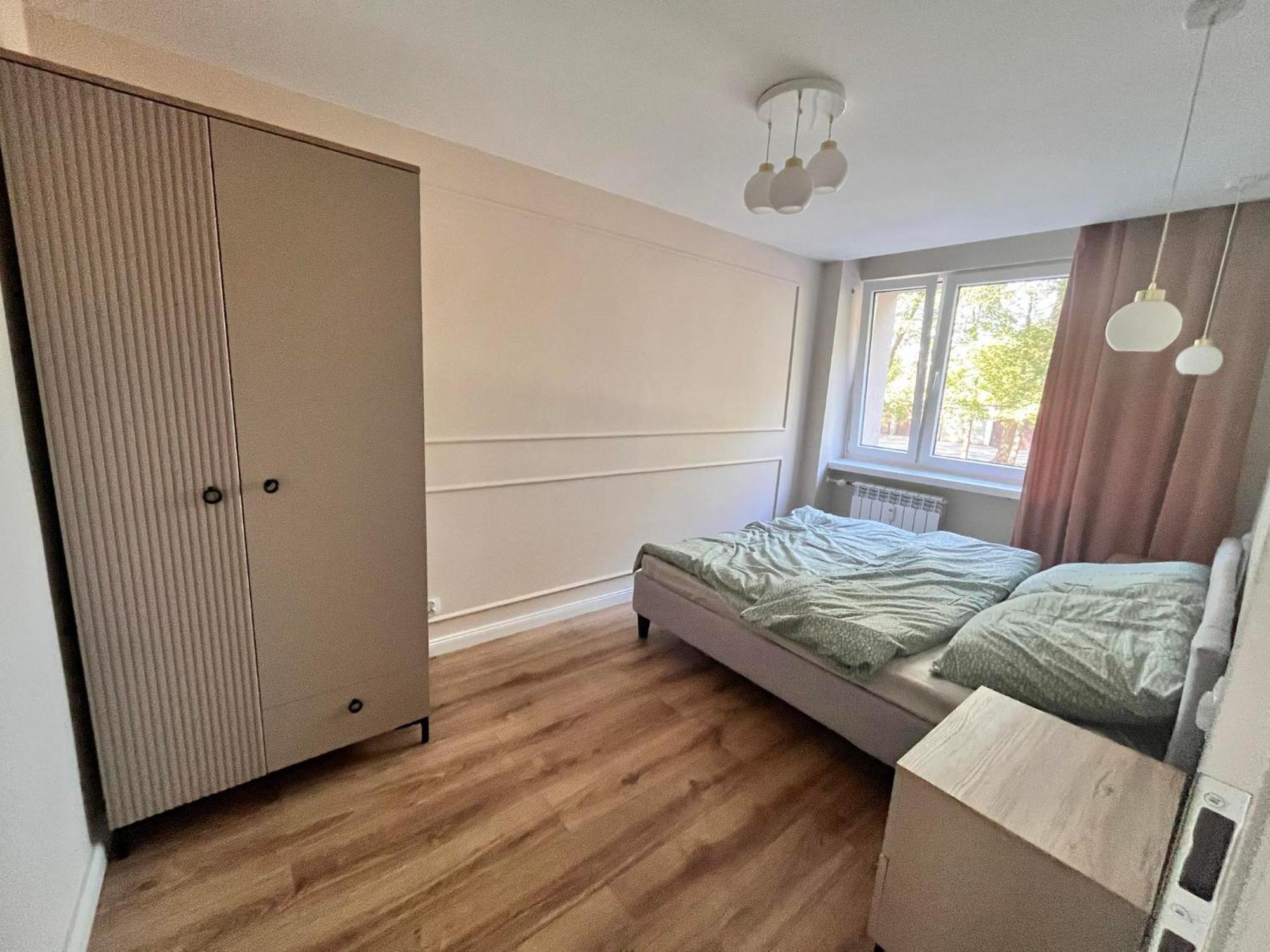 Prestige Apartment Bohaterow Warszawy 凯尔采 外观 照片